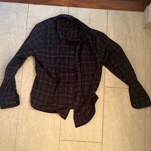UNTUCKit Dark Plaid Casual Shirt